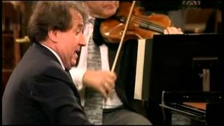 Mozart Piano Concert Nr 22 Es Dur KV 482 Rudolf Buchbinder Piano amp Conducter Wiener Phi [upl. by Cyndia]