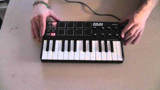 Tech Review Akai MPK mini Laptop Production MIDI Keyboard [upl. by Erin208]