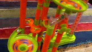 KITTY SARAHS SUPER COOL MARBLE RUN [upl. by Angeli]