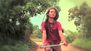 Lion Reggae  Cuando Pienso en Ti Videoclip HD y Sonido Oficial [upl. by Mathian]