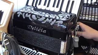 How To Choose The Right Size Accordion With Hobgoblin Music Birmingham [upl. by Ariada]