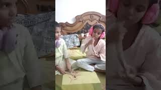 Badi bahan aur Chhoti bahan mummy layi necklace viralshort funny comedy siblings [upl. by Asseram835]