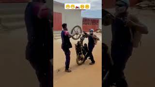 Le patron et son apprenti gigolo 😁🤫🤫🏍️comedy viralvideo video [upl. by Beaulieu]