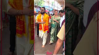 Ranveer Singh and Deepika Padukone visit Siddhivinayak Temple [upl. by Nordek]