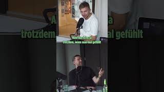 Per Mertesacker amp Christoph Kramer Du guckst mich immer so böse an  shorts [upl. by Atinek228]