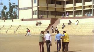 Mella Thiranthathu Kadhavu Tamil Movie Scenes  Mohan Trying To See Amala  Senthil [upl. by Nnylcaj]