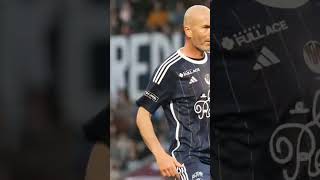 regarder comment il est beau notre Zidane avec le maillot GIRONDINS 🔥❤️🇲🇫 [upl. by Nomelc468]