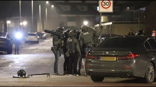 Arrestatieteam valt woning binnen na schietpartij  ArnhemZuid 07 01 224 [upl. by Lyrahs]