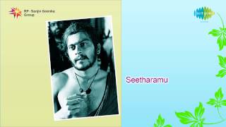 Seetha Ramu  Hoovina Sogasu song [upl. by Fritz593]