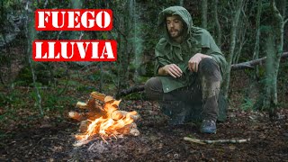 Hacer Fuego Bajo La Lluvia  Técnica De Supervivencia Rusa [upl. by Neras]