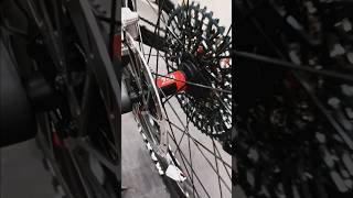 DT Swiss 240 DEG 90 Hub sound test [upl. by Yatnwahs]