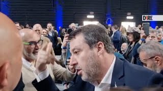 Salvini infastidito dalla musica «Mettete qualcosa di diverso questa è da ricovero» [upl. by Wonacott605]