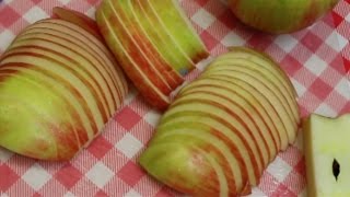 The Best Way To Slice An Apple  How To Slice an Apple  Noreens Kitchen Basics [upl. by Thoma]