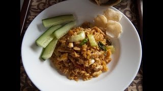 Nasi Goreng Spesial mit Eier [upl. by Innig]