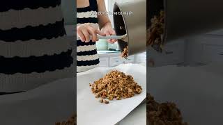 Easy Homemade Maple Pecan Granola  Copycat Trader Joes Granola Recipe  The Floral Apron [upl. by Dhumma]