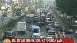 UB Daloy ng trapiko sa Katipunan Ave papuntang UP bahagya nang bumabagal [upl. by Balsam]