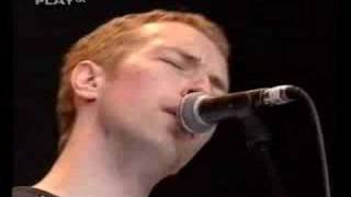 Coldplay Dont panic  Live 2000 Glastonbury [upl. by Hgielrebma196]