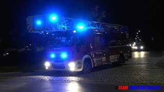 Dachstuhlbrand und Paralleleinsatz in Kelsterbach RTW DRK OV  ELW  DLAK2312 FF Raunheim [upl. by Adniled]