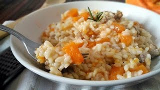 Risotto alla zucca e salsiccia  Pumpkin and sausage risotto [upl. by Charlet]