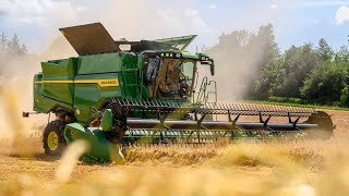 Der neue John Deere S7 700 beim LTC Erntefachtag in Oberösterreich JohnDeereDeutschland [upl. by Ahsekahs873]