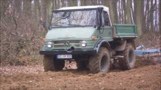 Unimog 406 mit Grubber [upl. by Auqenat]