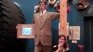 Tallest Man Ever In The World Robert Pershing Wadlow [upl. by Eduam]