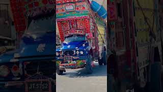 This truck 🛻 is Pakistani city 🌃 qazi ahmed crossing [upl. by Shelah]