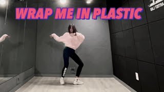 MOMOLAND X CHROMANCE 모모랜드 X 크로망스  Wrap Me In Plastic Cover Dance Mirrored  커버댄스 안무 거울모드 [upl. by Noskcire5]