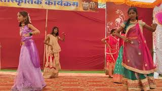 Boond boond milke Bane laher aur laher dance performance [upl. by Aicilet704]