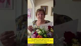 Con 80 años de amor a sus espaldas un abuelo sorprende a su esposa y se vuelven virales [upl. by Marou]