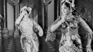 Aaja To Aaja Padmini vs Vyjayanthimala [upl. by Dianuj]