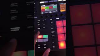 Maschine MK3  Maschine 30 beat sketch 🚀 [upl. by Truk]