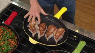 Le Creuset 1575quot Cast Iron Oval Skillet amp Silicone Sleeve on QVC [upl. by Yelsna828]