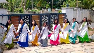 Akkare Nikkana… 💃🏻❤️ nadanasaathwika dancers hitlermovie sobhana malayalamsongs akkaranikkana [upl. by Knitter]