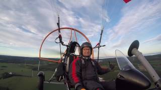 Fresh Breeze XLight Paramotor tandem trike takten kring Hjo [upl. by Nhguav]