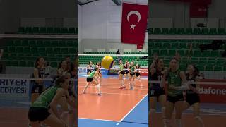 SARIYER BELEDİYESİ VOLEYBOL volleyball penivovoleybol [upl. by Yank58]