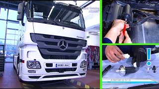 MercedesBenz Actros AdBlueDruckspeicher Befüllen und Warten des Blasenspeichers [upl. by Maurili895]