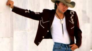 Dwight Yoakam  Youre the One  1986 [upl. by Jaine925]