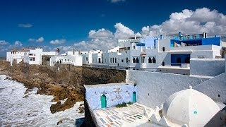 Turismo por el mundo la medina de Asilah al sur de Tánger [upl. by Pontus674]