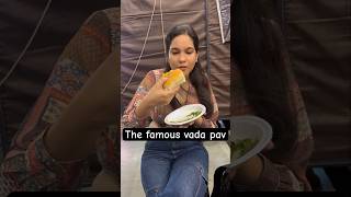 Comment if ap b gye ho toh explorepage funny foodreview vadapav famousfood foodreview shorts [upl. by Newfeld]