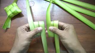 TUTORIAL ANYAM KETUPAT PALING MUDAH KETUPAT SATE [upl. by Yeleek]