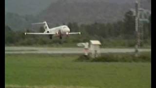 SAS DC 9 takeoff and short field landing Værnes 1996 [upl. by Latona732]