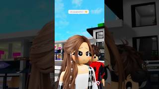 MI AMIGA AL VER UN PELOTOCINO PREMIUM 🤣  roblox brookhaven humor [upl. by Conal266]