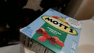 commercial time  motts fruit snacks [upl. by Lati108]