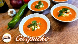 Gaspacho Recette Soupe Froide Facile et Rapide [upl. by Boeke]