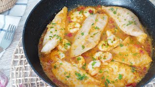 Filetes de PESCADO EN SALSA de Gambas  Receta rápida y fácil [upl. by Assirak957]