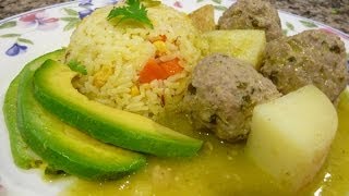 Albondigas en Salsa Verde [upl. by Esela]