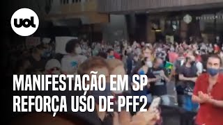 Protesto contra Bolsonaro fecha a Paulista e tem distribuição de máscaras [upl. by Raddi775]