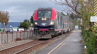 3 passenger trains at Edmonds WA on November 3 2024 [upl. by Spiro]