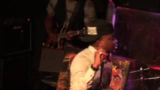 Raheem DeVaughn  Guess Who Loves You More Live  BizzArt Paris 20140914 [upl. by Reinold106]